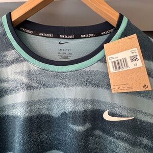 Nordstrom Nike Men’s DRI-FIT T-shirt Tee Shirt NWT